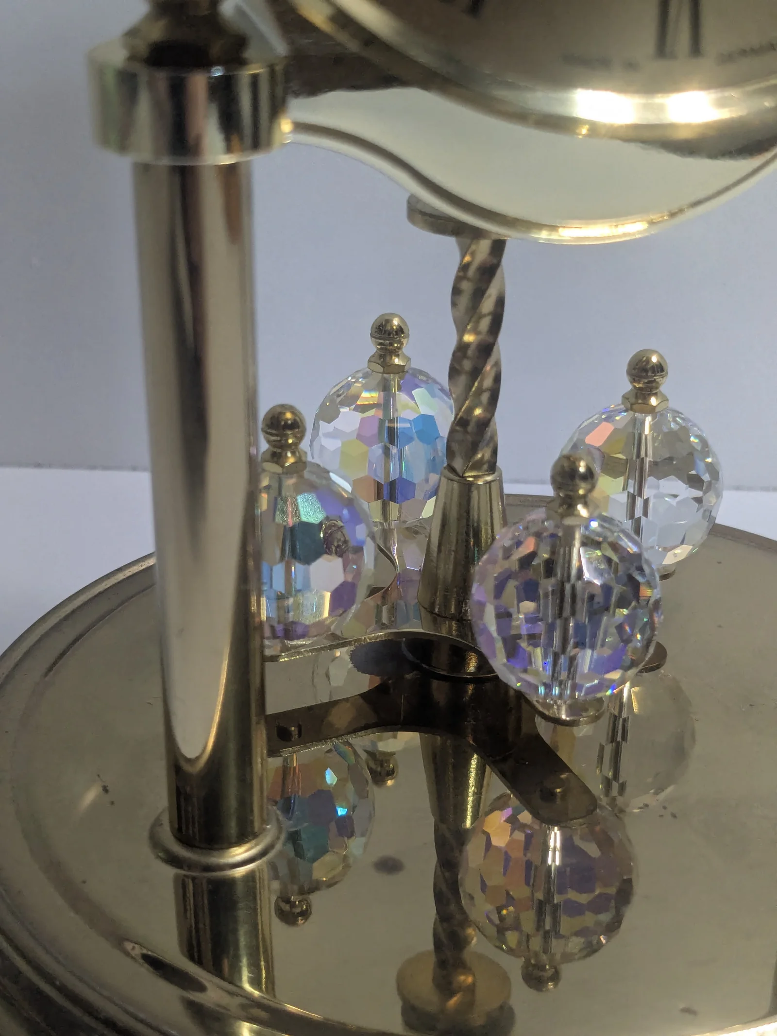 Swarovski Kristall Tischuhr West Germany Schneckenbecher  Teildefekt
